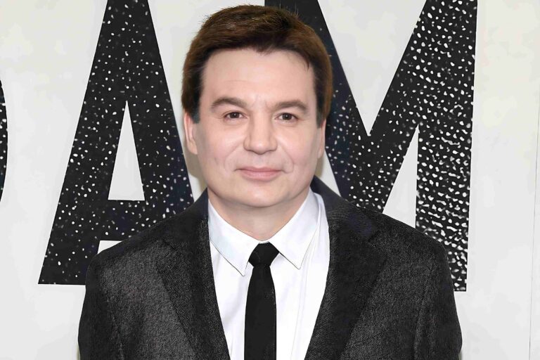 Mike Myers Net Worth 2024 - Age, Bio, Height, Wiki & Wife!