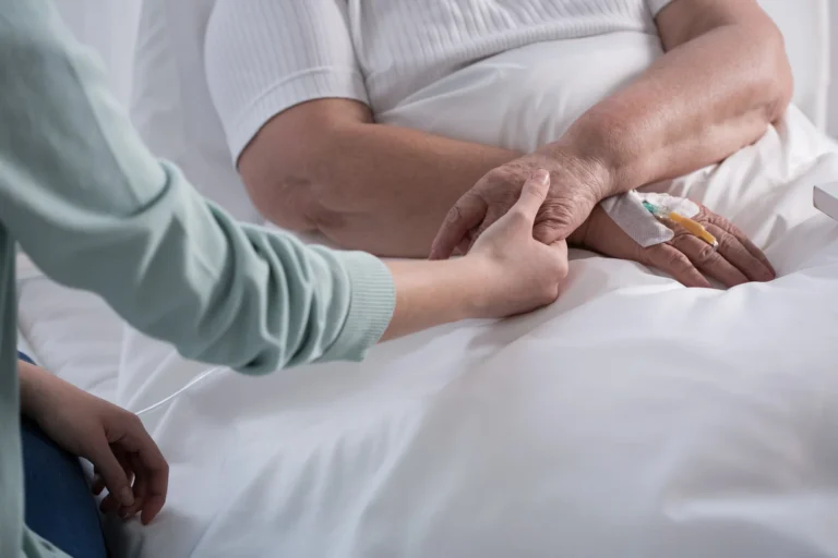 How Whole-Person Care Approaches Transform End-of-Life Support